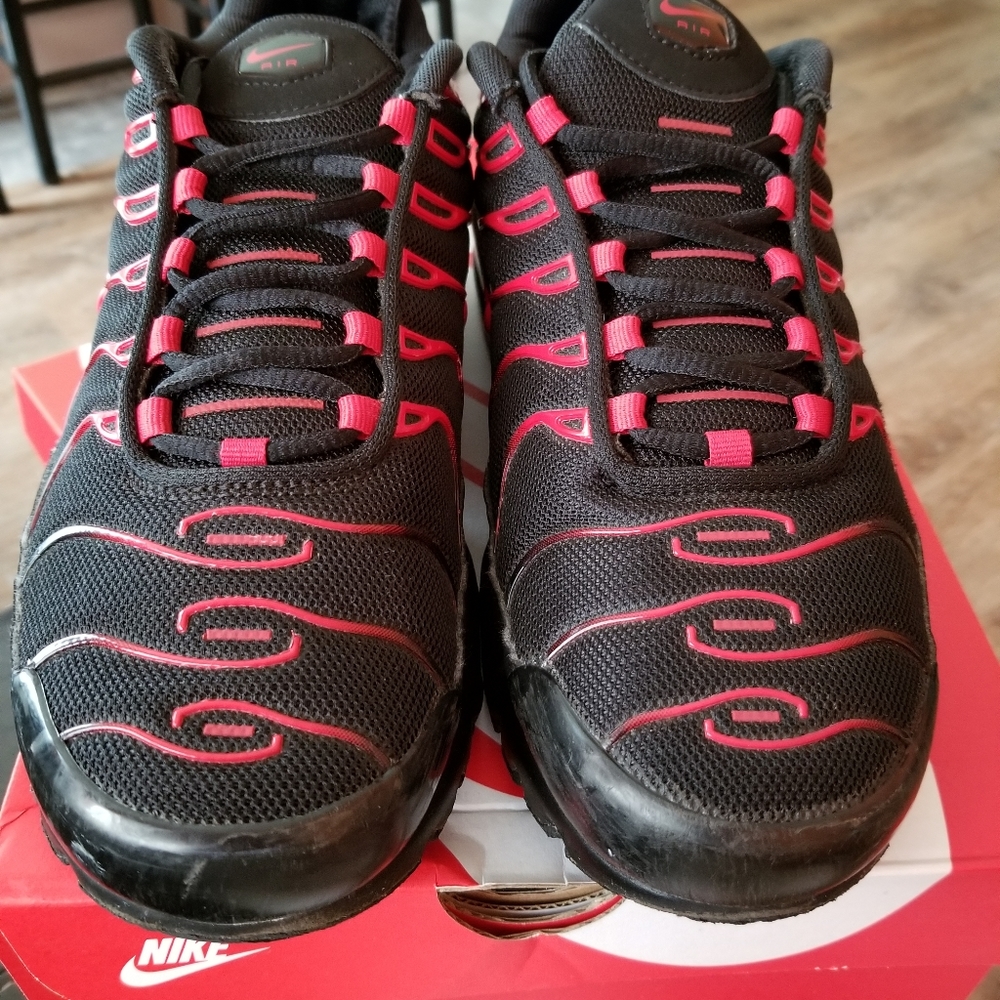 NIKE Air Max Plus Mens 9